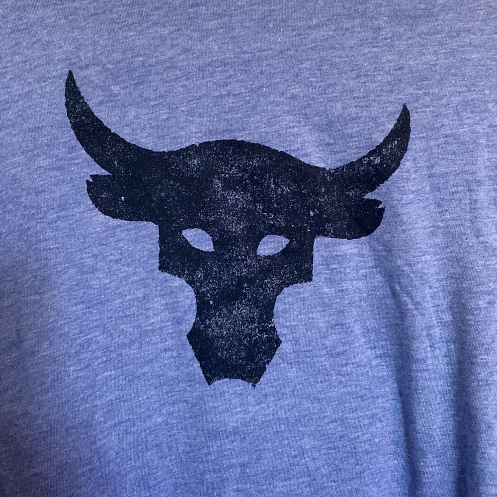 Under Armour Project Rock crop top. - Picture 2 of 3